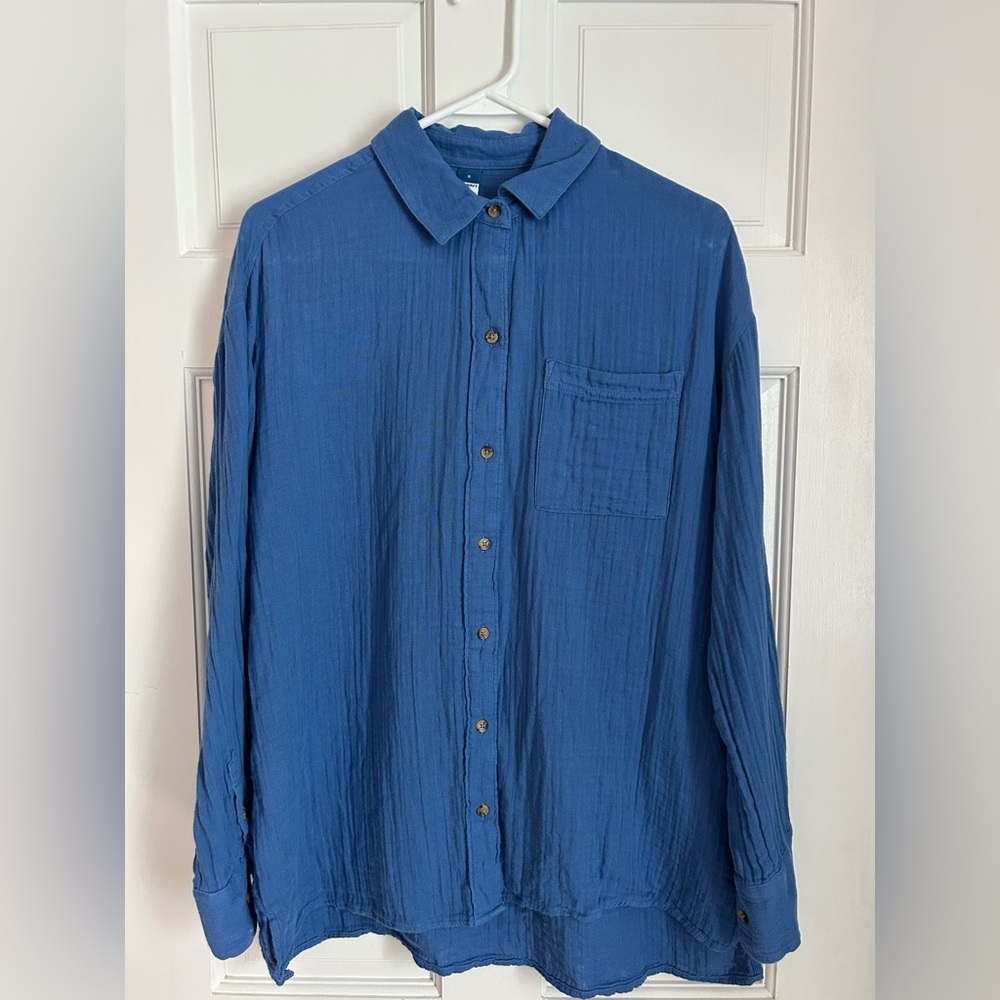 Old Navy Blue Women's Button Down Shirt